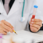 Здавати кров та її компоненти під час пандемії COVID-19 безпечно!